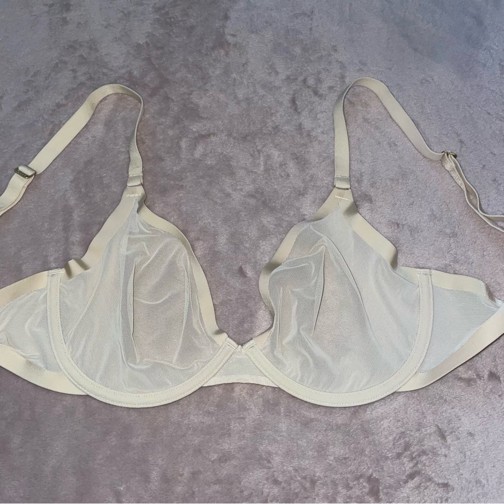 Cuup the plunge bra size 36C